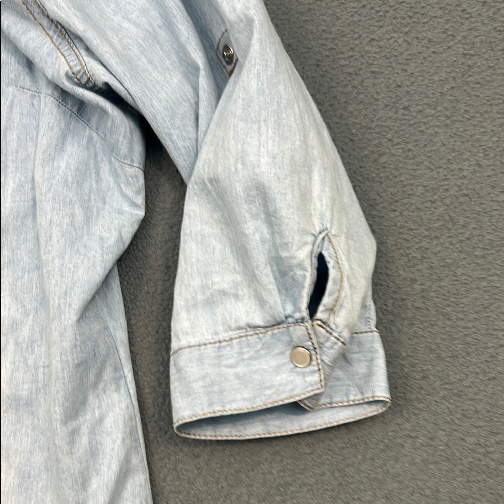 Yessica Studded Light Blue Denim Shirt | Size 18 (AU 46) | Button-Down - Picture 8 of 13